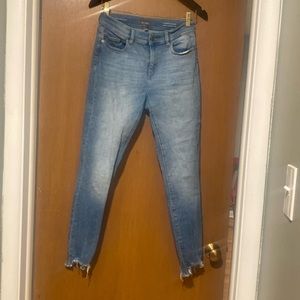 Size 27 distressed ankle skinny jean